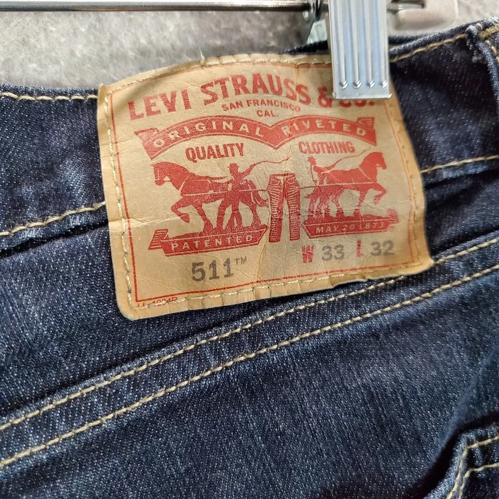 Levis *please carefully